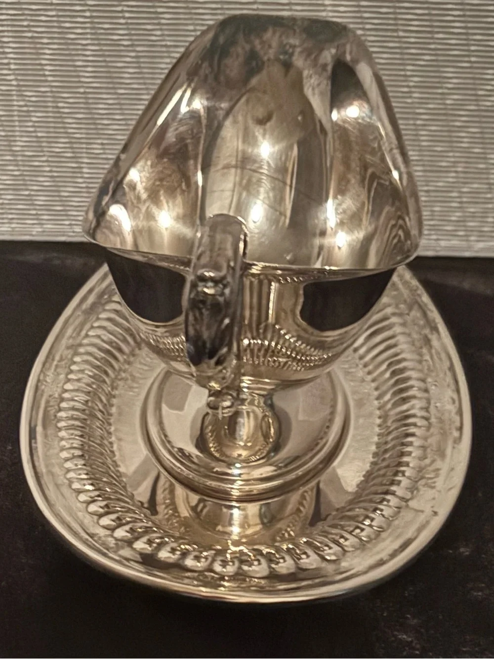 Vintage Kent Silversmiths Silverplate Hollowware Gravy Boat & Tray